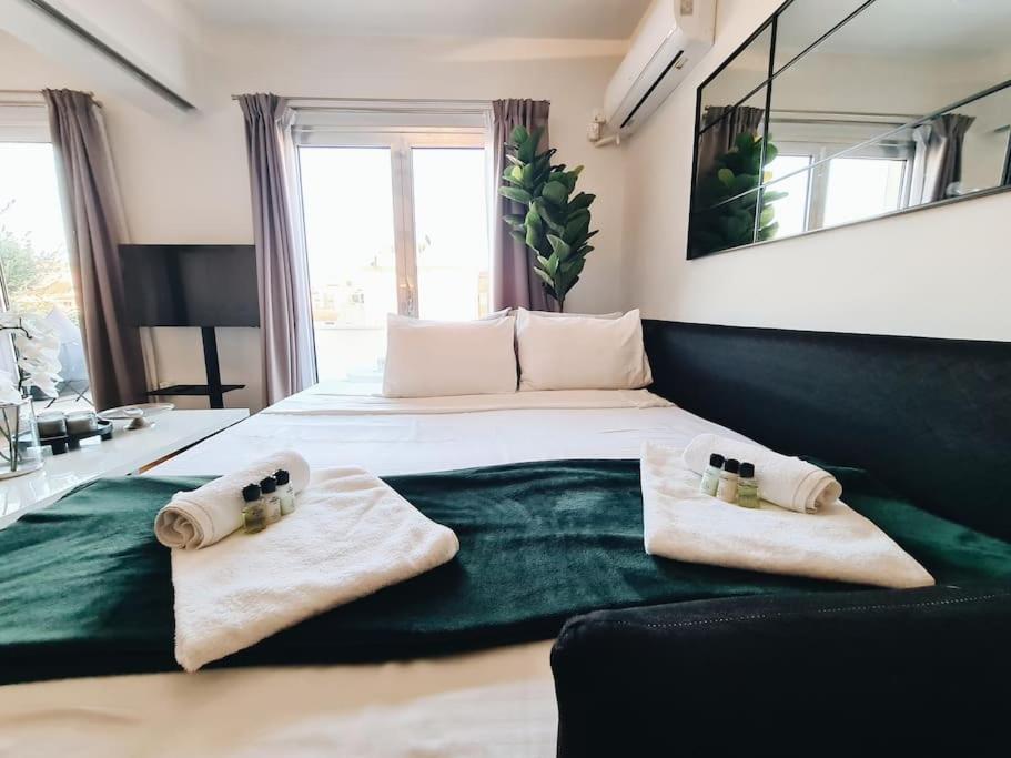 Heated Plunge Pool & Firepit Acropolis Penthouse Apartamento Atenas Exterior foto